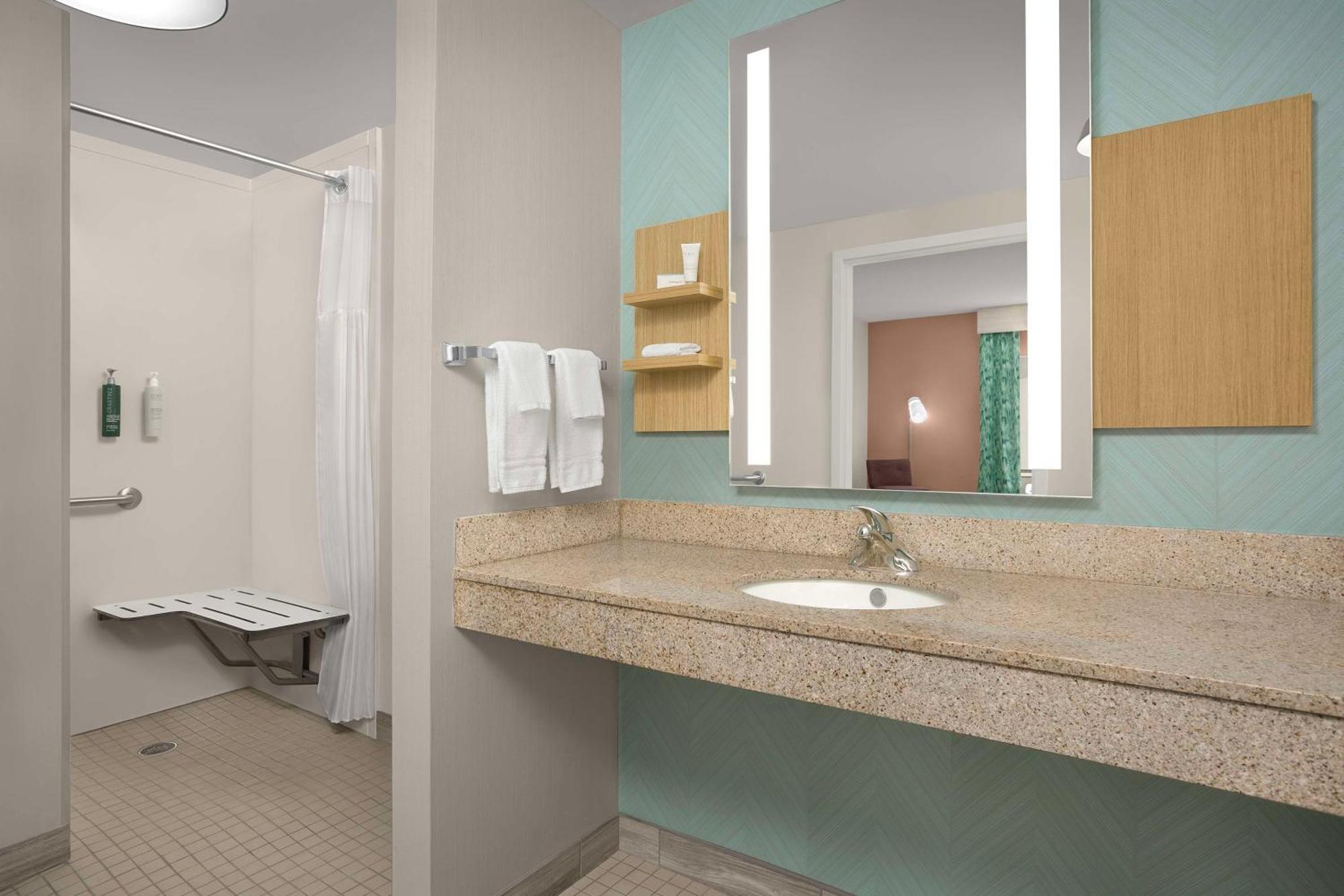 Hilton Garden Inn Raleigh Capital Blvd I-540 Luaran gambar