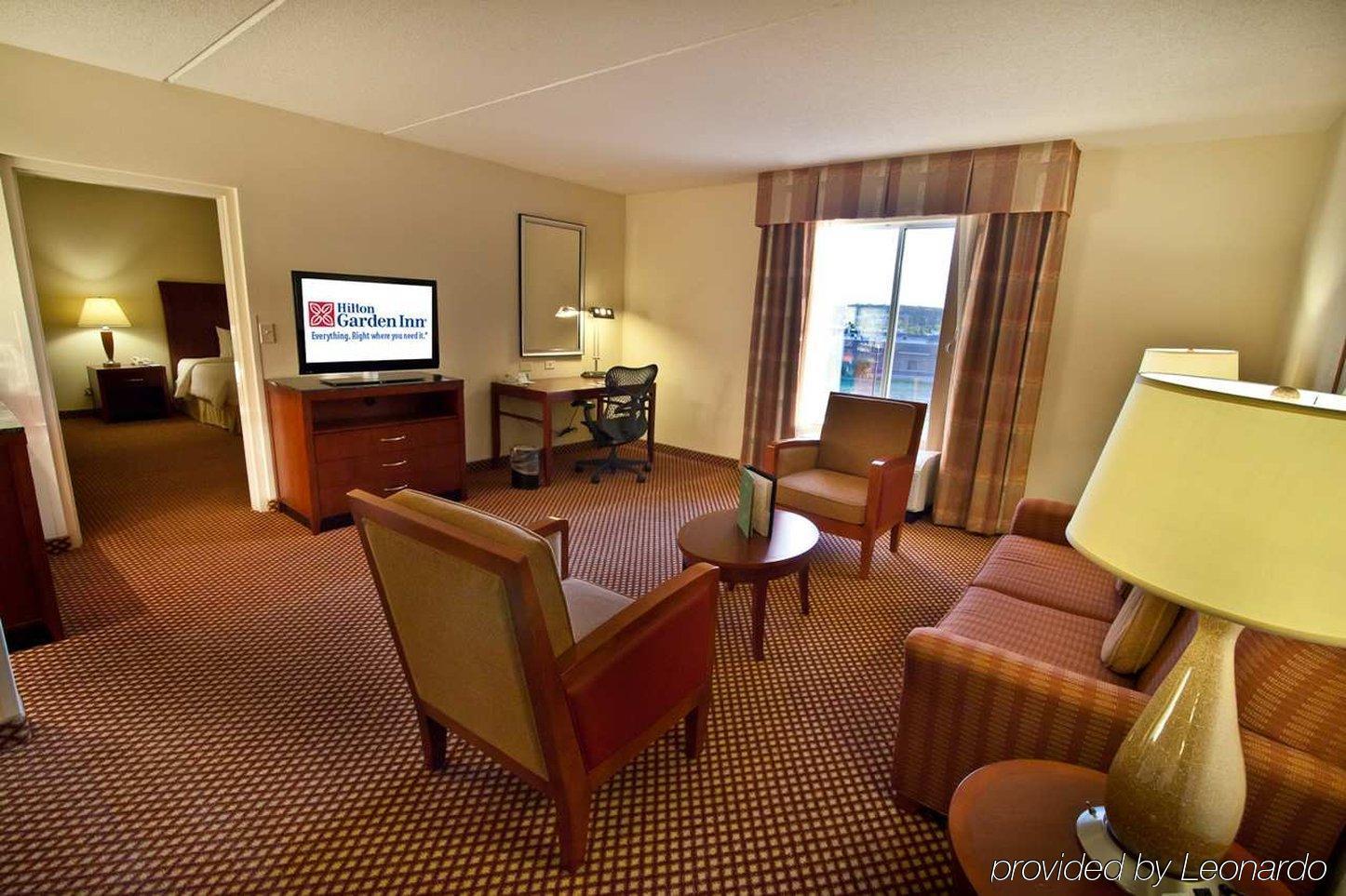 Hilton Garden Inn Raleigh Capital Blvd I-540 Bilik gambar